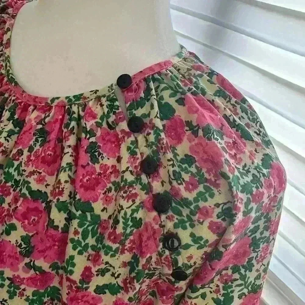 BRACH BRACH Floral Swing Dress with Puff Sleeves and Button details - Size M - Picture 2 of 6